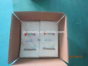 婚宴用花式塑料一次性餐桌罩家用圆形长方形户外提花图案 - Product Image 4