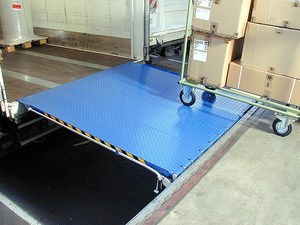 Plataforma de carga de contenedores almacén taller fábrica nivelador de muelle hidráulico para camión - Product Image 3