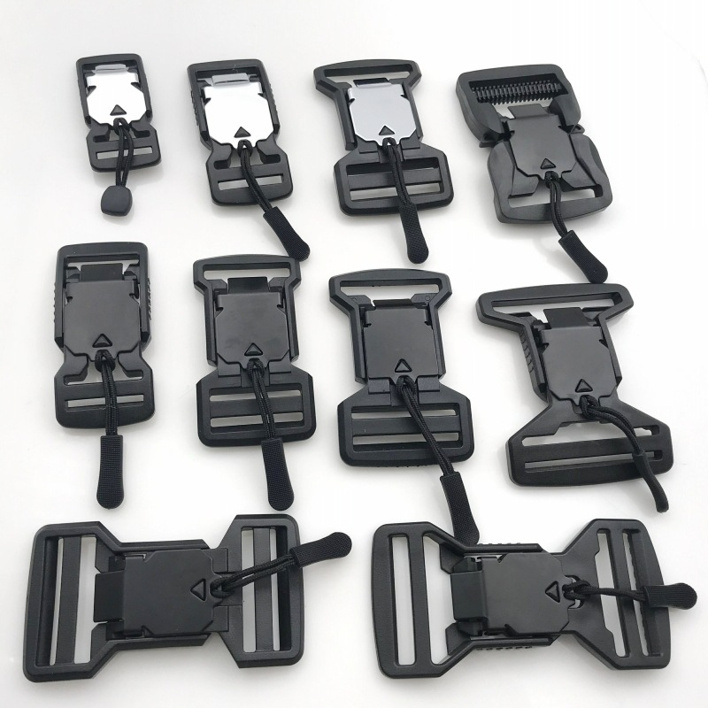 Superficie negra de doble ajuste con un diámetro interior de 3.8 cm.