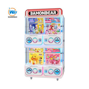 Fabbrica fabbrica di distributori automatici di Capsule di Gacha-macchina Gashapon a due piani 4-Cabinet con gettone/accettore di banconote