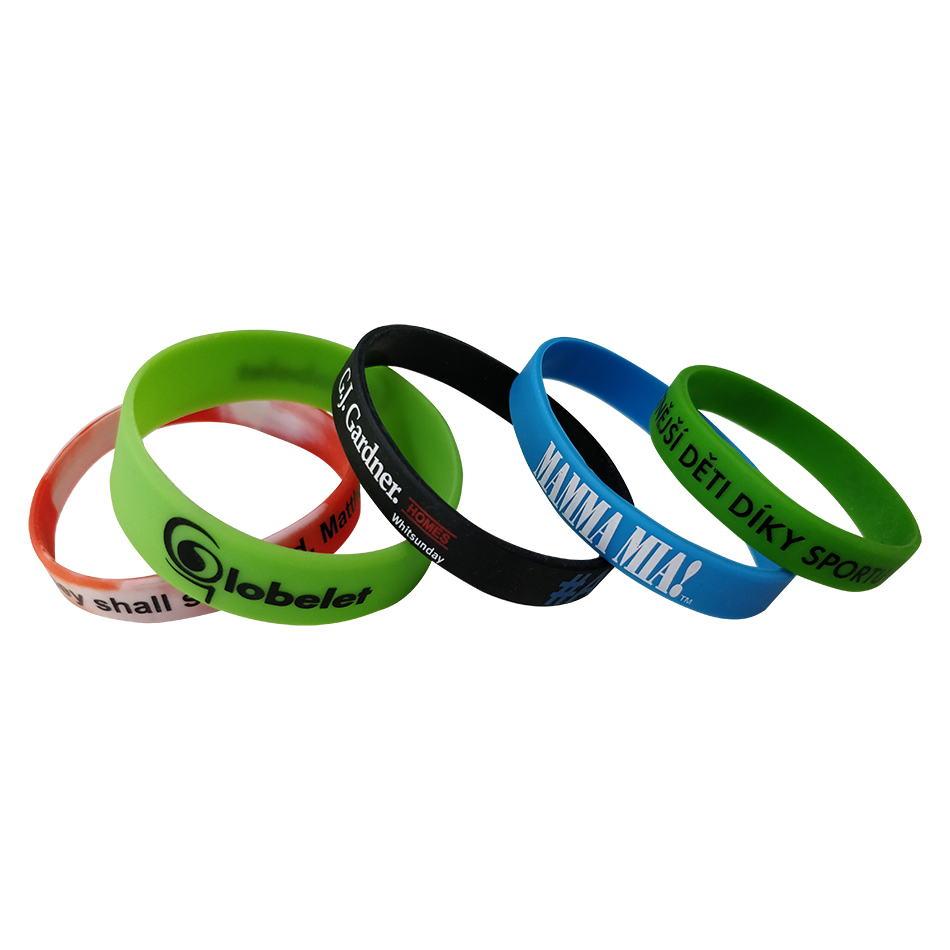 Nous pouvons fabriquer toutes sortes de bracelets.