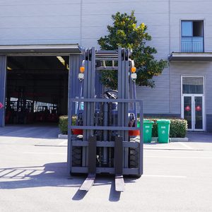 3.0-Ton Heavy-Duty Diesel Forklifts Essential for Warehousing Logistics <strong>Loading</strong> <strong>Unloading</strong> Vehicles Manufacturer's <strong>Core</strong> Engine - Product Image 3