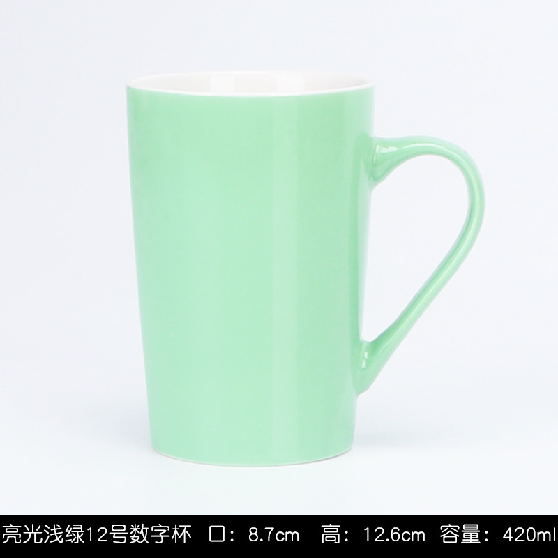 No. 12, verde claro brillante, taza individual.