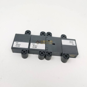 D6F-W04A1アナログ出力フローセンサー3ピンコネクタダスト分離システム - Product Image 3