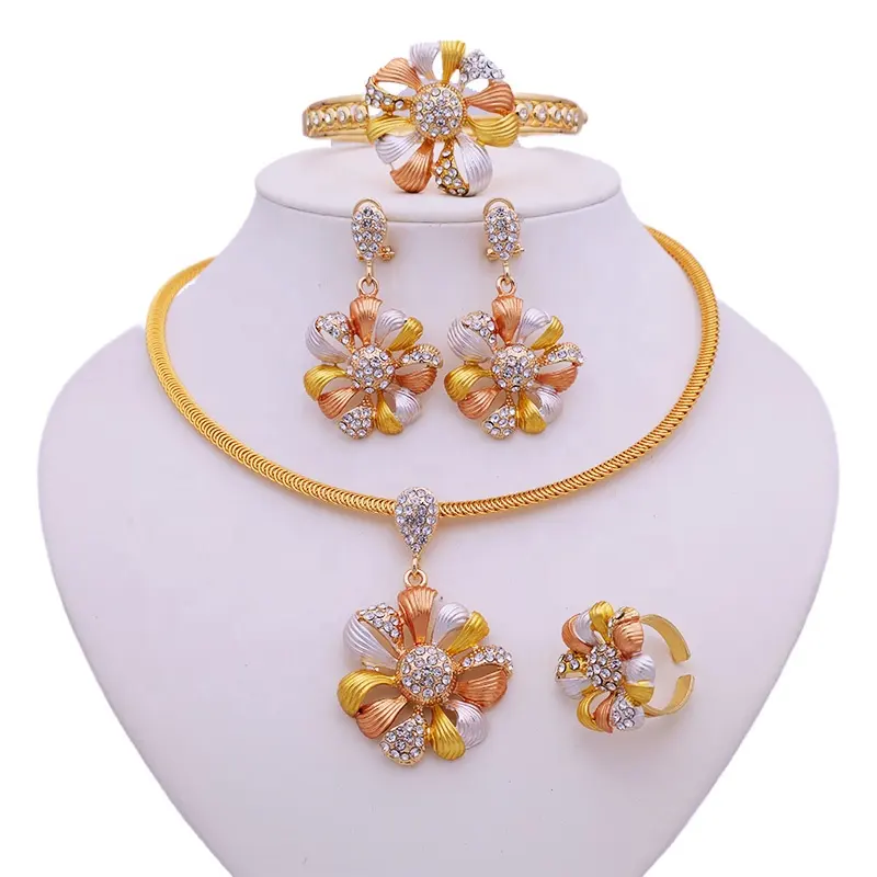 Vendita calda design floreale 4 pz collana bracciale anello 18k placcato oro lega donna moda sposa 'gioiellina' set regalo ragazze