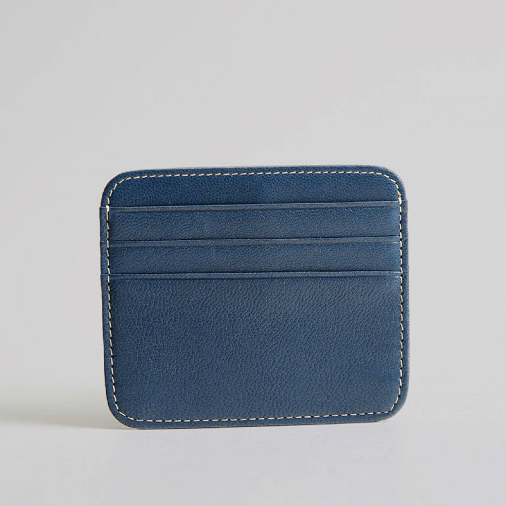 Bleu foncé