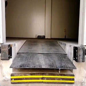 6-20ton הידראולית פלטפורמה <span class=keywords><strong>dock</strong></span> <span class=keywords><strong>leveler</strong></span> אנכי משטח טעינה Ramp עבור מלגזה