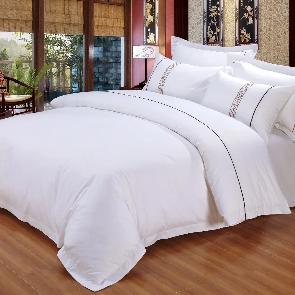 Белые хлопчатобумажные атласные простыни в рулонах для комплекта постельных принадлежностей отеля Star