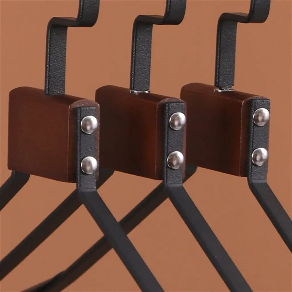 LEEKING Amazon hot selling garment luxury metal wooden wide shoulder hanger with wood bar coat clothes suit hangers