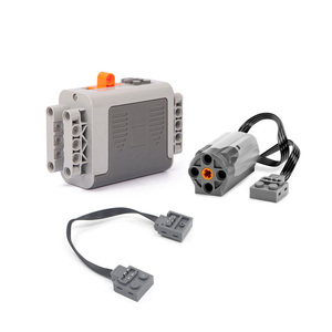 Power Functions Electronics Kit for 9686 Simple and Motorized Mechanisms Base <strong>Set</strong> STEM Kits M Motor/Battery Box/Extension Wire - Product Image 1