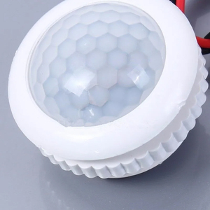 Sensor de movimiento Luz 220V Sensor automático Smart Life Interruptor de luz LED PIR Sensor de movimiento Detección Mini LED Luz nocturna sensible - Product Image 5