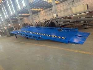 8-12T Mobile Boarding Bridge Electro Hydraulic Boarding <strong>Platform</strong> Logistics <strong>Container</strong> Unloading <strong>Platform</strong> Can Be Customized - Product Image 2