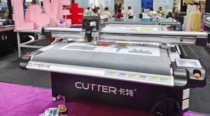 Small Automatic <strong>50mm</strong> Workable Width Half <strong>Cutter</strong> Cutting Omron PLC Die-Cutting Equipment Vibrating Knife Sticker Digital Auto PVC - Product Image 4