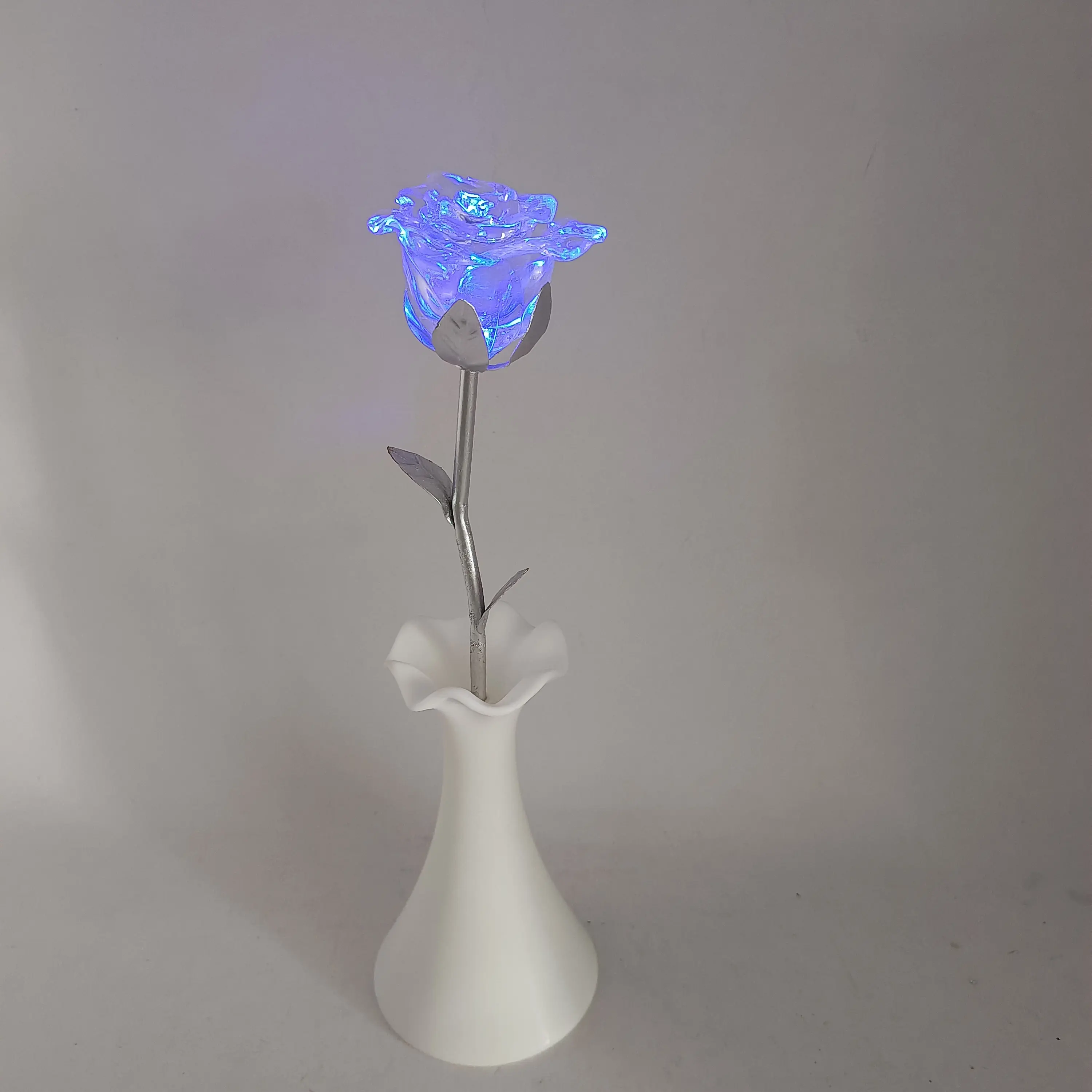 Light Up acrylique Roses Coloré LED Transparent Rose Fleur Pour Anniversaire Noël Saint Valentin Cadeaux