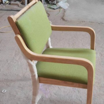 Elderly-friendly cylindrical chair