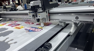 Small Automatic <strong>50mm</strong> Workable Width Half <strong>Cutter</strong> Cutting Omron PLC Die-Cutting Equipment Vibrating Knife Sticker Digital Auto PVC - Product Image 3