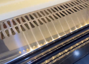 Tủ trưng bày bánh nhiệt độ đơn thương mại với tủ lạnh thực phẩm cửa trước cong và điều khiển kỹ thuật số - Product Image 6