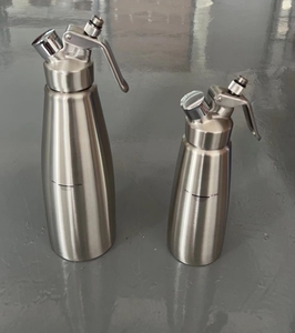 Yüksek kalite <span class=keywords><strong>1</strong></span> Pint 1L 500ML krem şanti paslanmaz çelik krem dağıtıcı için kahve süt çay ev iş kek tatlı