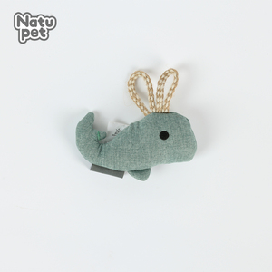 Juguete de hierba gatera de peluche de diseño personalizado con forma de pez OEM/ODM juguetes masticables de simulación de lino para gatos con hierba gatera para gatos y gatitos jugando a masticar - Product Image 2