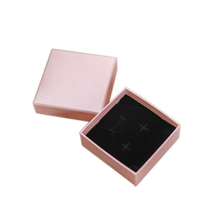 Luxury Small Cardboard Base and <strong>Lip</strong> Pink Jewelry Box Custom Logo Packaging for Jewelry - Product Image 5