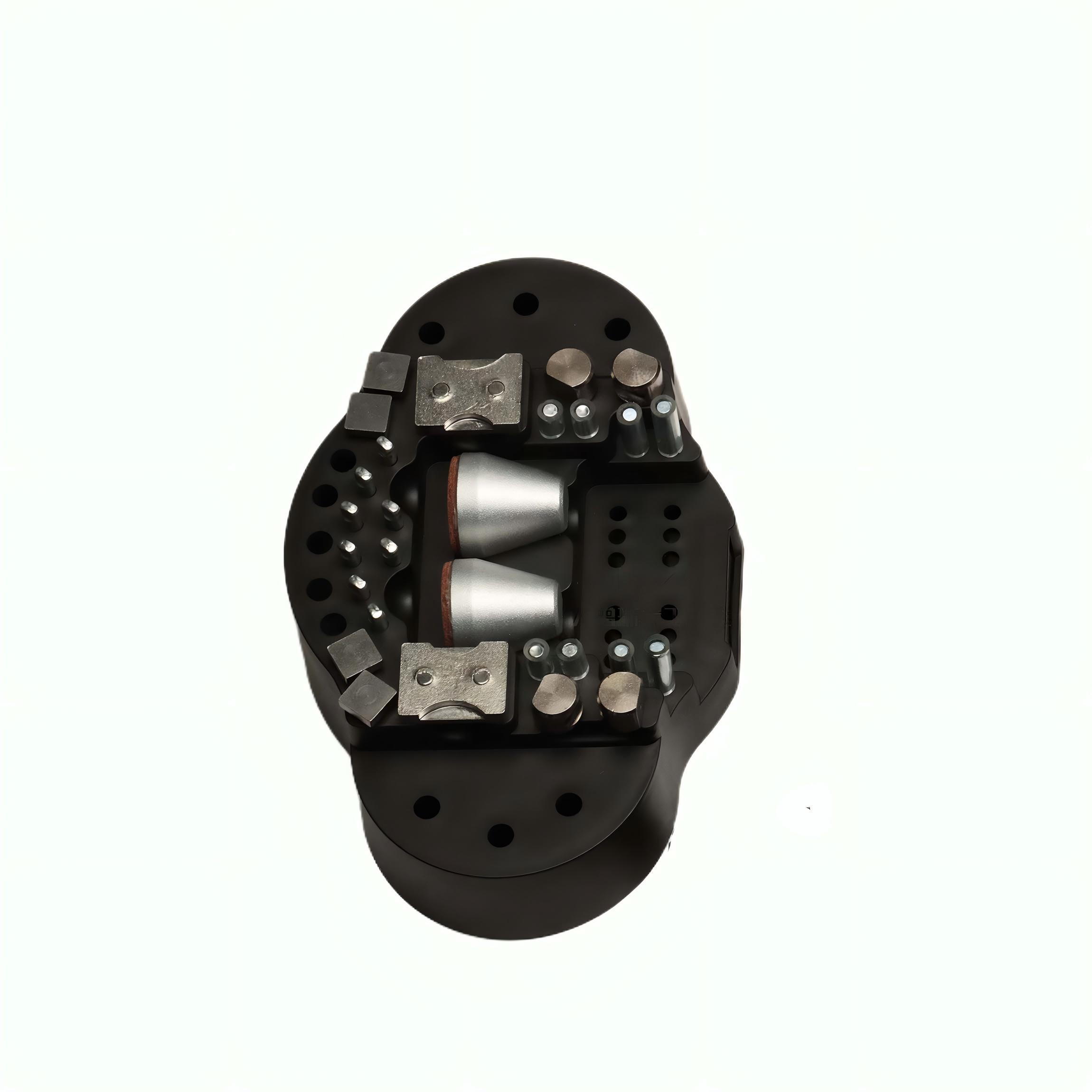 Un set di scatole per accessori