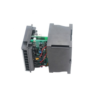 Sensor de corriente CA trifásico 0-1A 5A 10A 20A Entrada 0-10V 4-20mA Salida RS485 AC220V Convertidor de señal analógica Transmisor de corriente - Product Image 4