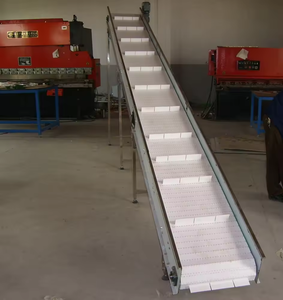 Máquina transportadora de elevación inclinada modular plástica ajustable para descargar el transportador - Product Image 6