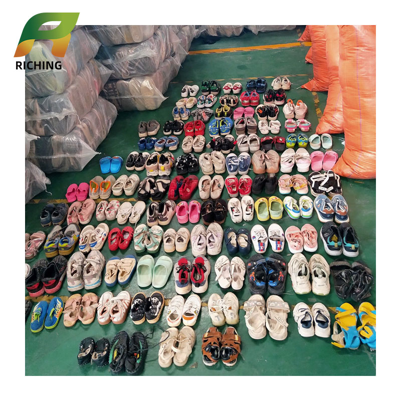 Zapatos mixtos usados