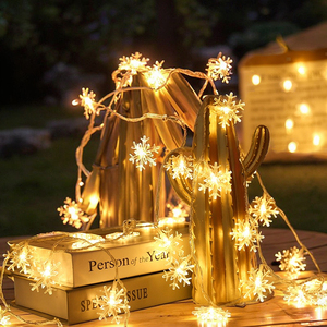 ไฟสาย LED เกล็ดดาวสำหรับตกแต่งกลางแจ้งและตั้งแคมป์สีสันสดใสไฟคริสต์มาสกันน้ำกลางแจ้ง - Product Image 1