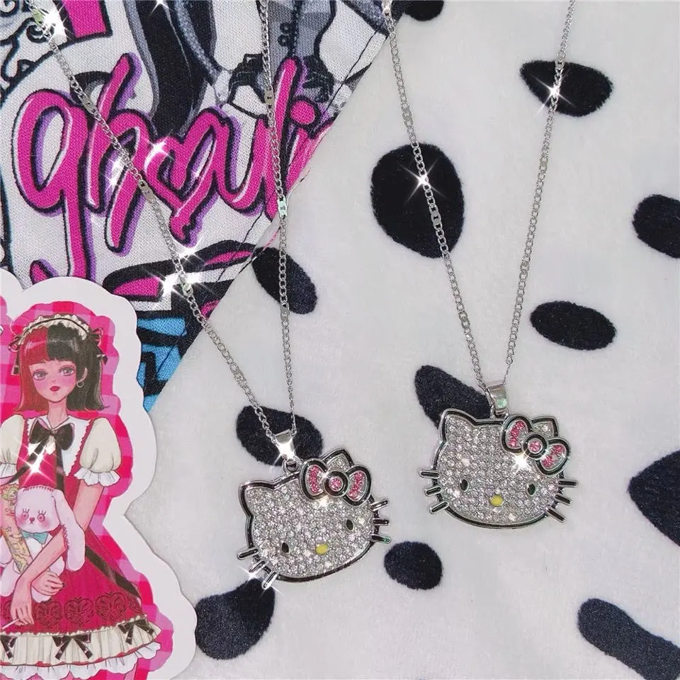 Kalung liontin Hello Kitty Sanrio berkilau baru untuk wanita rantai klavikula indah penuh berlian kalung hadiah perhiasan