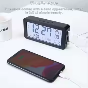 Nuovo orologio da tavolo quadrato Desktop LCD di moda tre gruppi di allarme digitale Smart orologi da tavolo calendario della temperatura della data di ora - Product Image 4