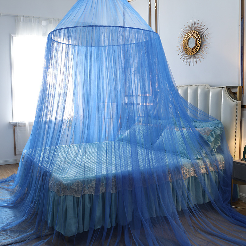 Dôme bleu foncé à quatre portes