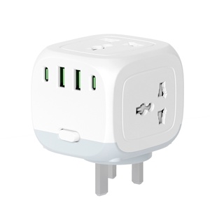 高品质方形电源板通用3插座电源插座旅行适配器，带USB C型