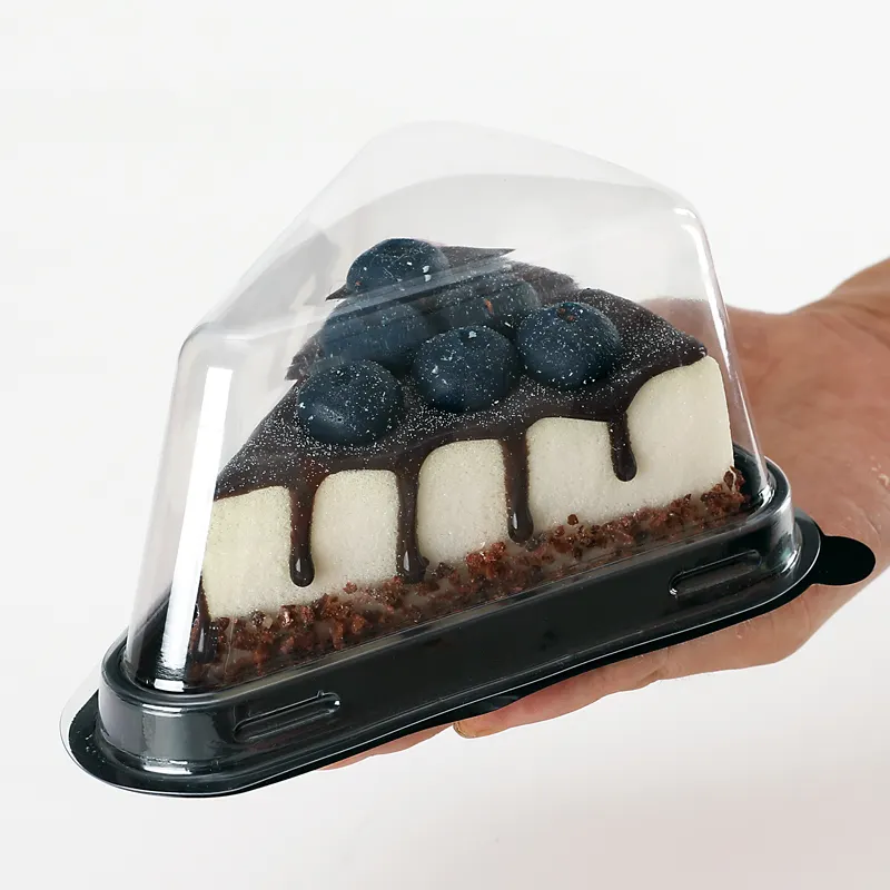 ブラックゴールドベース三角シングルスライスデザート包装透明ボックス透明な個別のプラスチック製三角ケーキボックスお菓子用