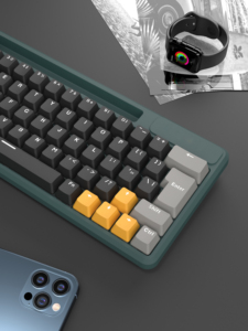 Teclado mecánico para juegos de tres modos personalizado de fábrica 60%, 68 teclas de color con cable, 2,4g, Bluetooth, trimodo, nueva interfaz USB, tecla - Product Image 2