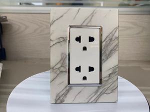 断路器enchufes美国标准16A双工双壁开关插座模块化 - Product Image 3