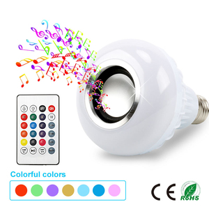 Akıllı E27 RGB Bluetooth hoparlör LED ampul ışık 12W müzik çalma kısılabilir kablosuz Led lamba 24 tuşları uzaktan kumanda - Product Image 2
