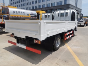 2025全新五十铃迷你3-5吨货车4x2 6轮驱动栅栏式油箱，带后摄像头左转向待售 - Product Image 6