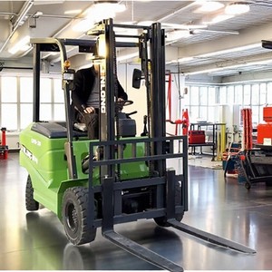 Nuevo modelo de equilibrio de paletas de tracción delantera elevación automática carga descarga apilamiento alta Mini carretilla elevadora eléctrica