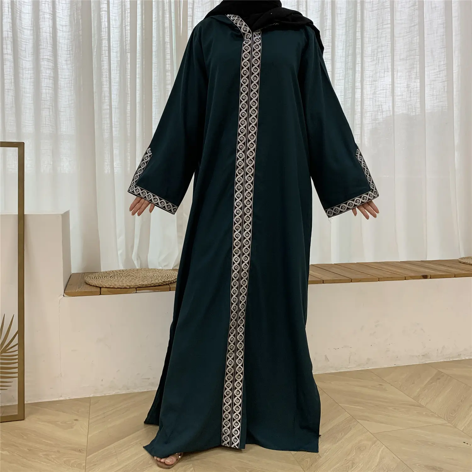 Abaya nero all'ingrosso con abiti con cappuccio musulmano esportato in dubai produttori di abbigliamento turchia