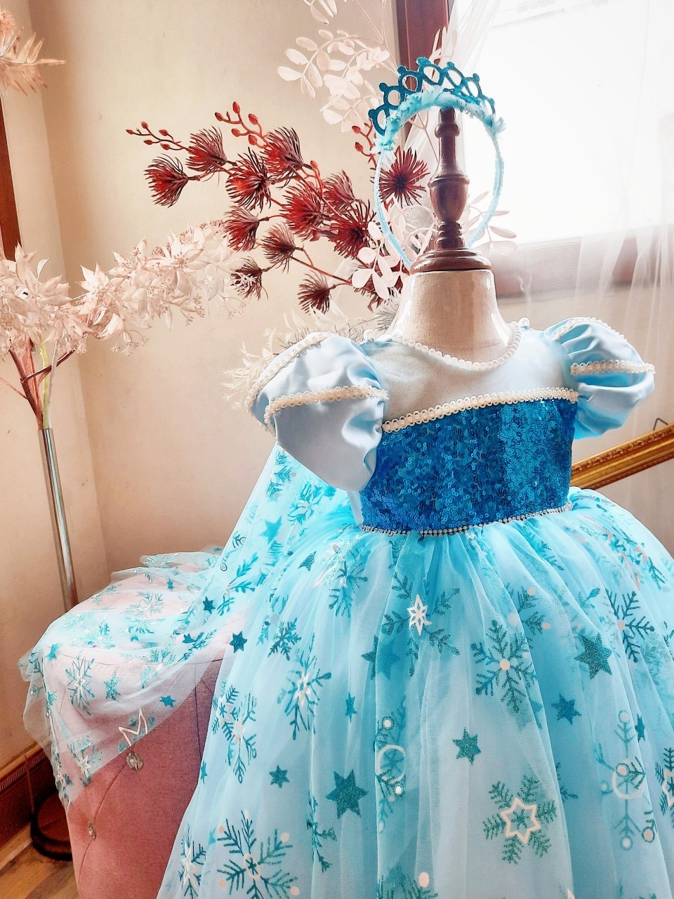 Elsa Blue