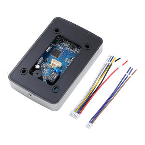 Sistema di controllo accessi porta senza contatto Wiegand RFID 26/34 di plastica Standalone tastiera Rfid controllo di accesso lettore