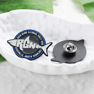 Hersteller von Metallpins, maßgefertigter Ansteckpin-Abzeichen-Brosche aus Zinklegierung, Sport-Cartoon, Hart- und Weich-Emaille-Pin mit Trägerkarte - Product Image 4