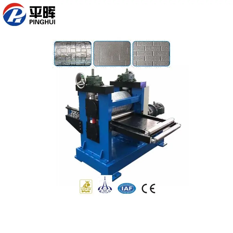 Mesin cetak timbul pola bata Panel dinding cetakan otomatis stabilitas presisi tinggi