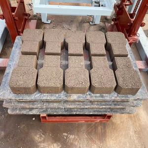 Di alta qualità facile da usare QT4-15A completamente automatico pavimentatore cavo Soild blocco di mattoni macchina per lo stampaggio - Product Image 4