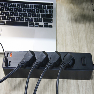 Presa di alimentazione Multi spina con cavo di prolunga universale a 4 vie e 3 porte Usb e presa di alimentazione 1 porta tipo-c per spina Standard EU - Product Image 3