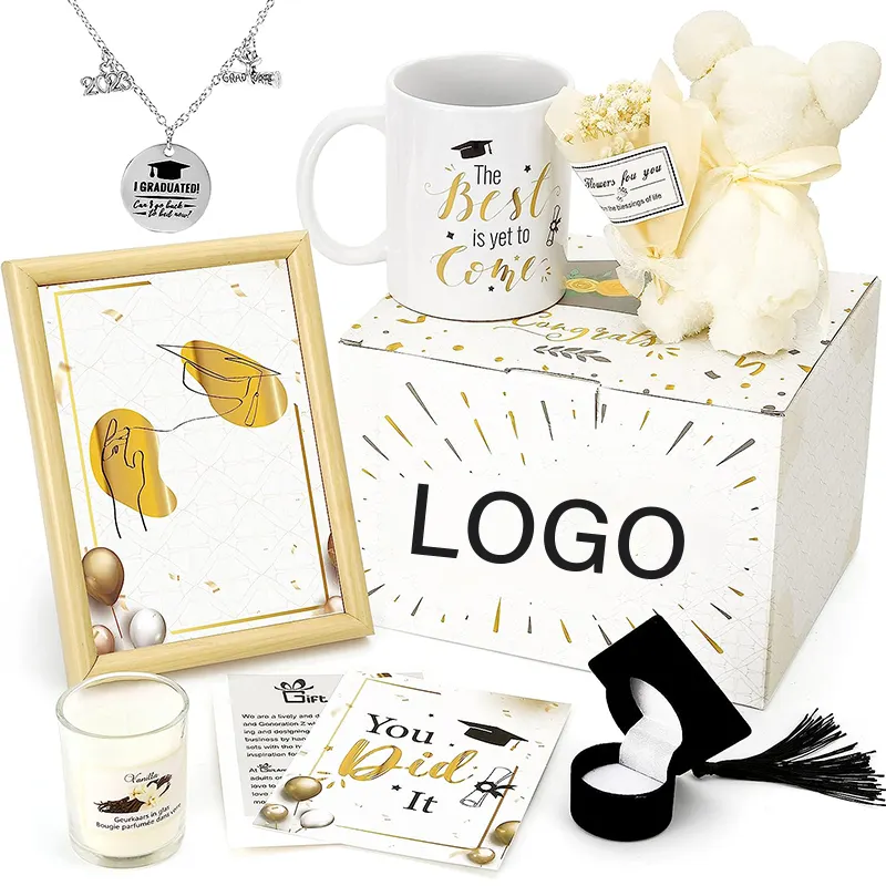 Juego de regalos de graduación 2023 para su niña, conjunto de regalo para mujer, taza de café, collar, toalla, oso, escuela secundaria, regalo graduado universitario