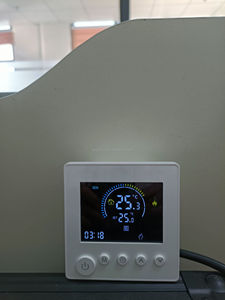 WIFIプログラミング暖房サーモスタットLCDタッチスクリーン電気床暖房温度コントローラーレギュレーターサーモスタット - Product Image 3