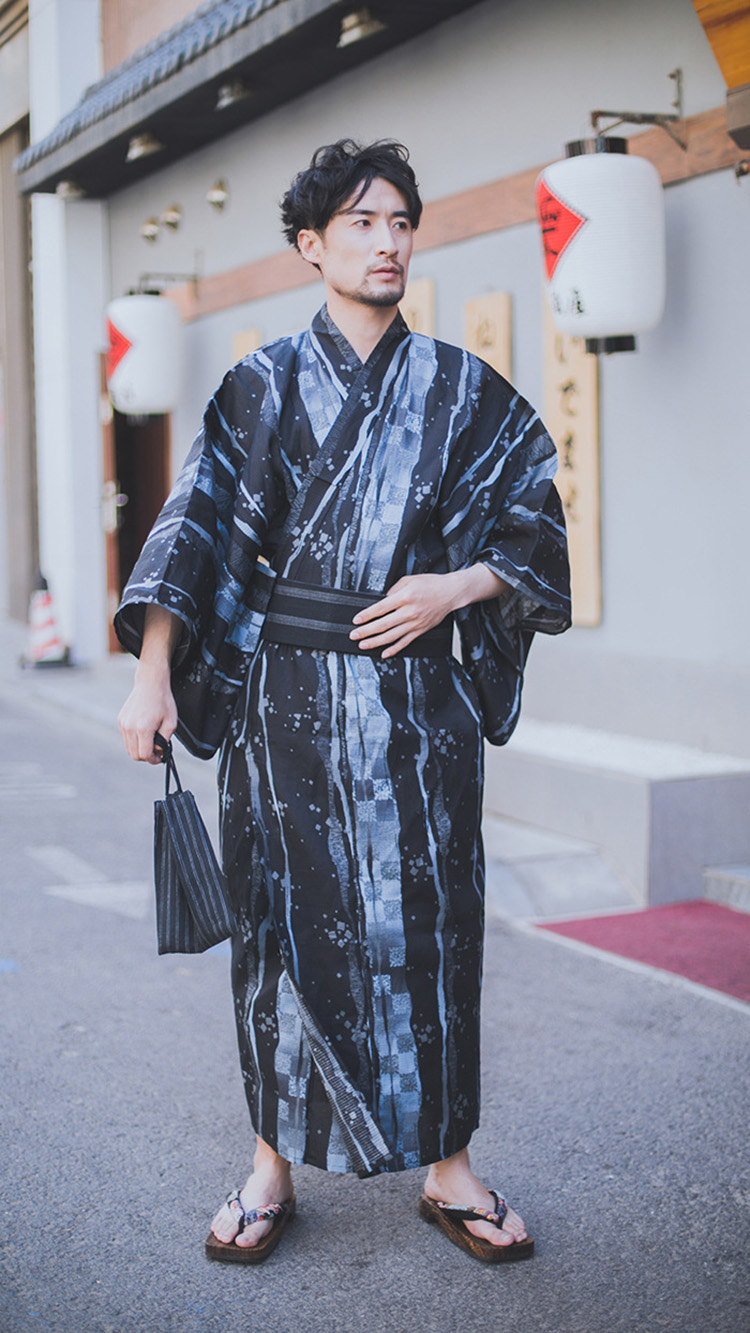 Yukata ผู้ชายสีน้ำเงินดำ