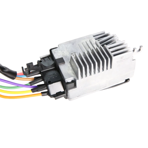 Yüksek kalite OEM otomotiv radyatör soğutma fanı kontrol modülü yeni Audi A4 A6 8E0959501AG için üst durumda - Product Image 4